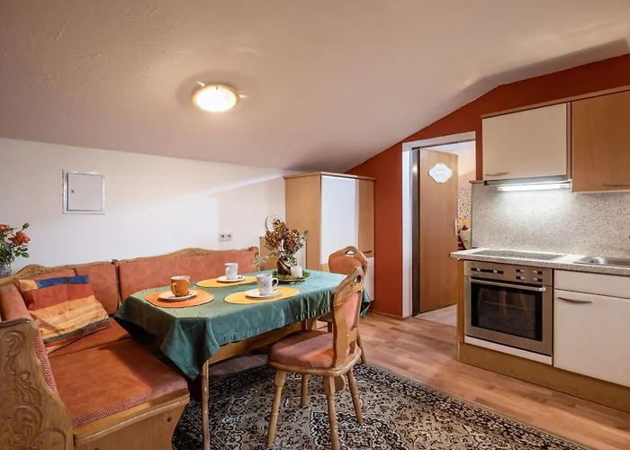 Dobner Schloessl * Angath